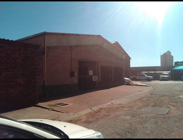 BUSINESS FOR SALE IN VEREENIGING CENTRAL